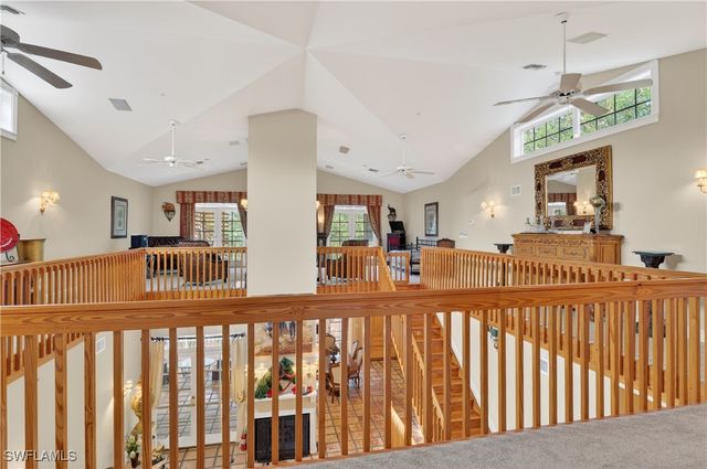 685 11th ST NW, Naples, FL 34120