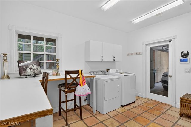 685 11th ST NW, Naples, FL 34120