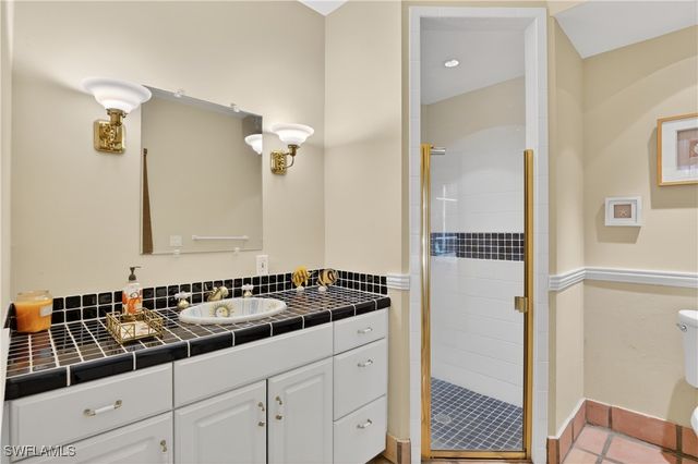 685 11th ST NW, Naples, FL 34120