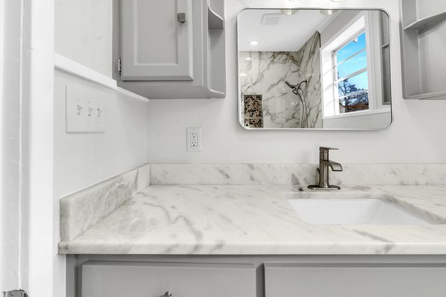 1202 N Tenth St., Longview, TX 75601