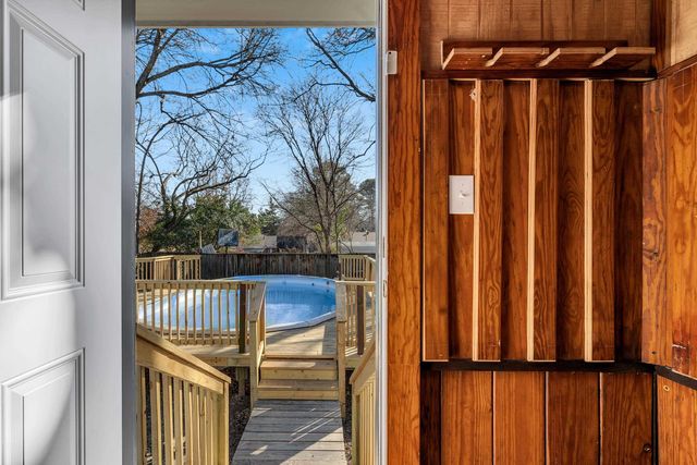 1202 N Tenth St., Longview, TX 75601