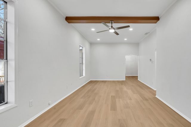 1202 N Tenth St., Longview, TX 75601