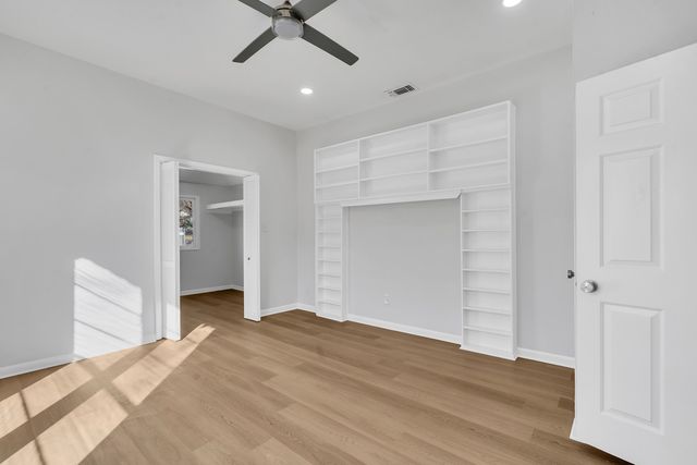 1202 N Tenth St., Longview, TX 75601