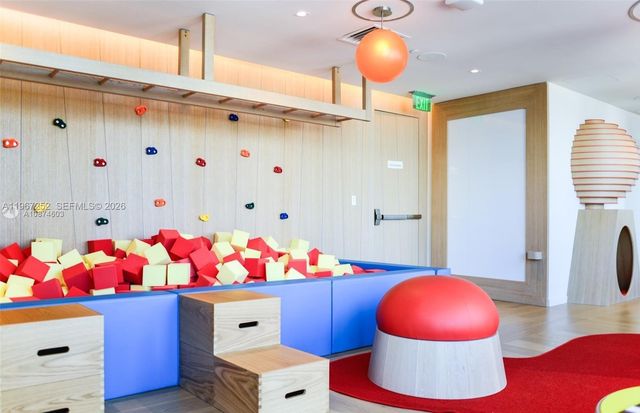 1000 Brickell Plaza 4506, Miami, FL 33131