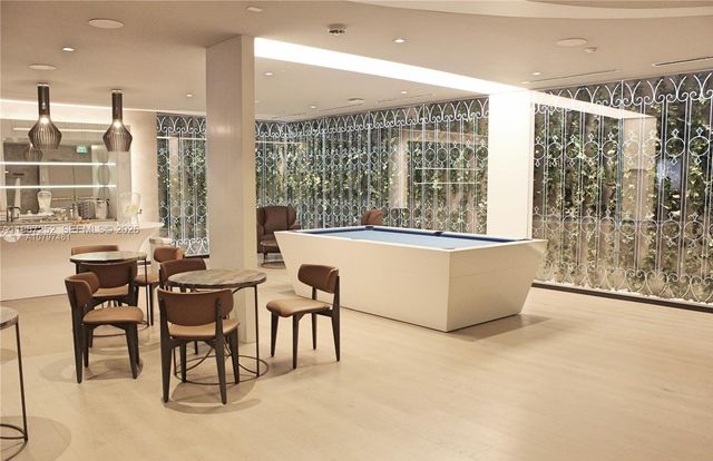 1000 Brickell Plaza 4506, Miami, FL 33131