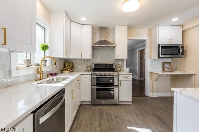 211 Conway Ct, South Orange Village Twp., NJ 07079
