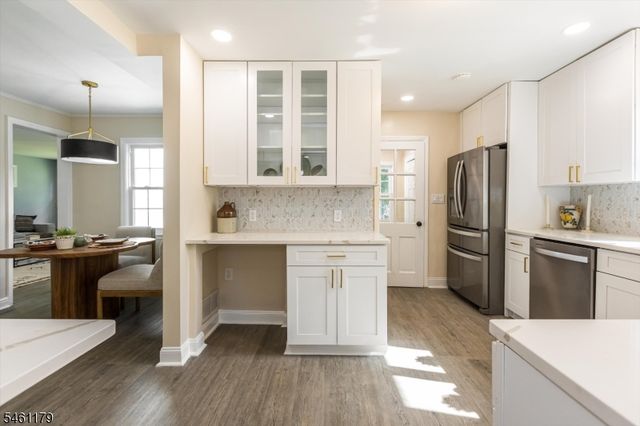 211 Conway Ct, South Orange Village Twp., NJ 07079
