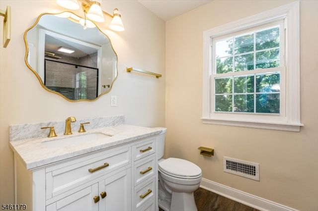 211 Conway Ct, South Orange Village Twp., NJ 07079