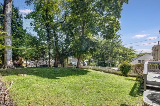 211 Conway Ct, South Orange Village Twp., NJ 07079