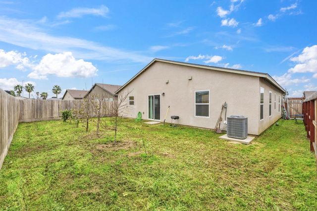 510 Perkins Road, Madera, CA 93637