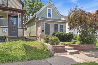 900 Geranium Avenue E, Saint Paul, MN 55106