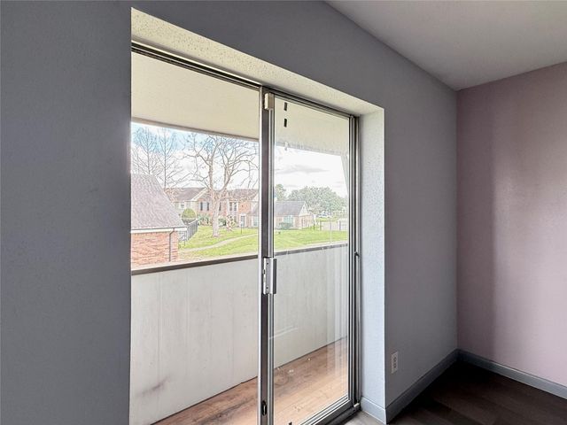 10721 Sandpiper Drive 162, Houston, TX 77096