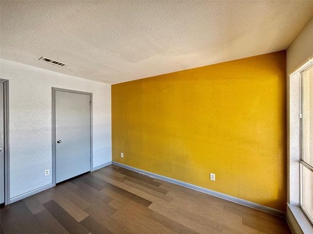 10721 Sandpiper Drive 162, Houston, TX 77096