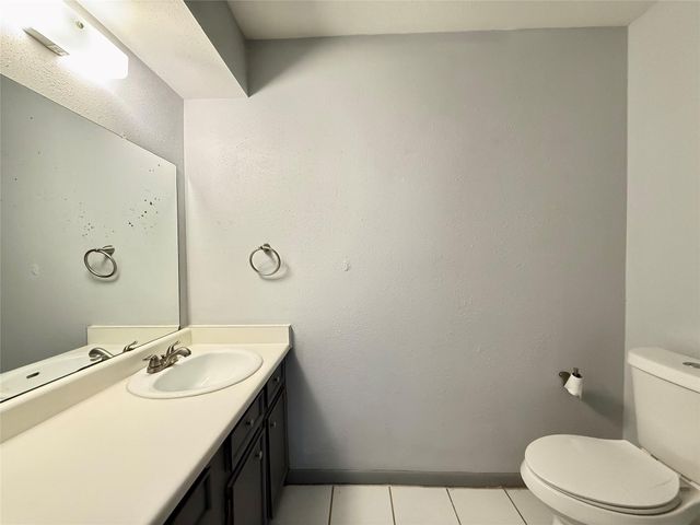 10721 Sandpiper Drive 162, Houston, TX 77096