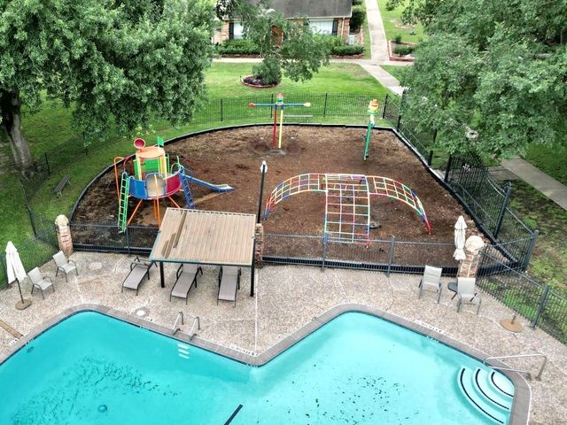 10721 Sandpiper Drive 162, Houston, TX 77096