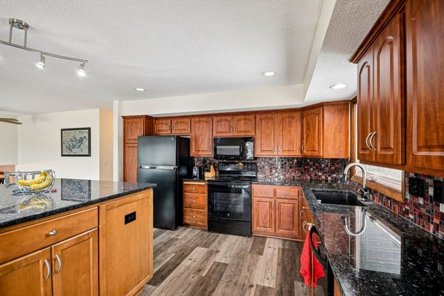 3250 Williams Lane, Mound, MN 55364