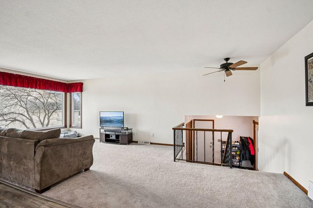 3250 Williams Lane, Mound, MN 55364