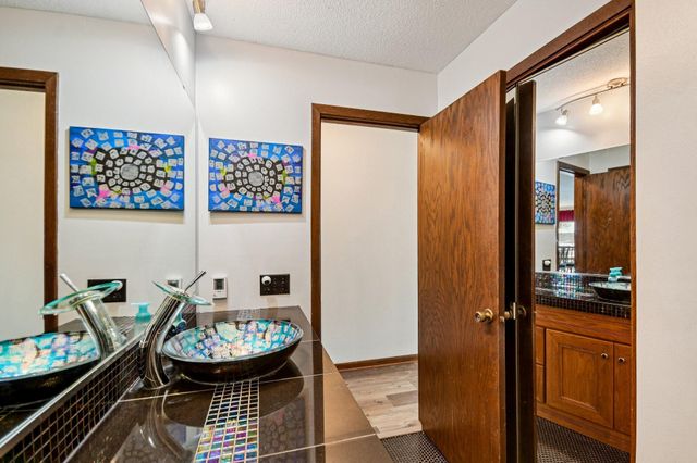 3250 Williams Lane, Mound, MN 55364