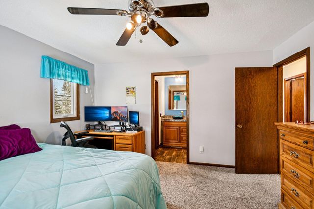 3250 Williams Lane, Mound, MN 55364