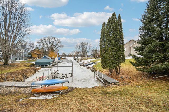 3250 Williams Lane, Mound, MN 55364