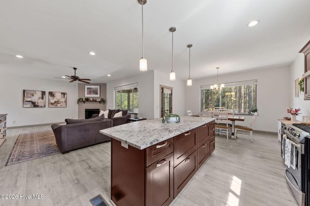 190 Devon Circle, Aberdeen, NC 28315