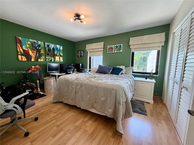 6667 Miller Drive 15, South Miami, FL 33155