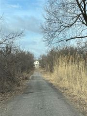 CARVER Avenue, Oklahoma City, OK 73184