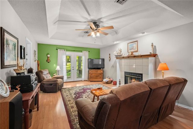 903 Willow Court, Siloam Springs, AR 72761