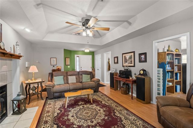 903 Willow Court, Siloam Springs, AR 72761