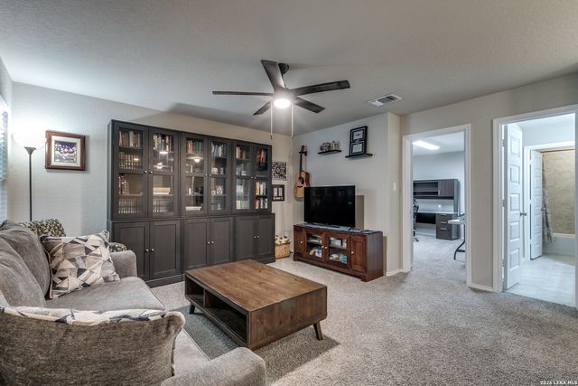 119 FOXHOUND PATH, San Antonio, TX 78253