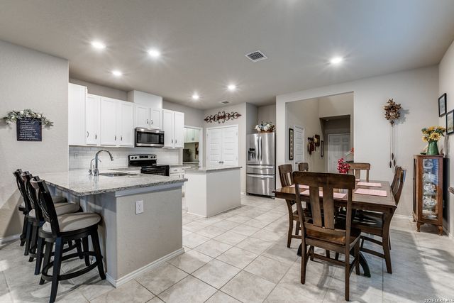 119 FOXHOUND PATH, San Antonio, TX 78253