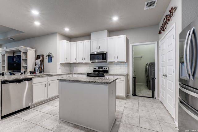 119 FOXHOUND PATH, San Antonio, TX 78253