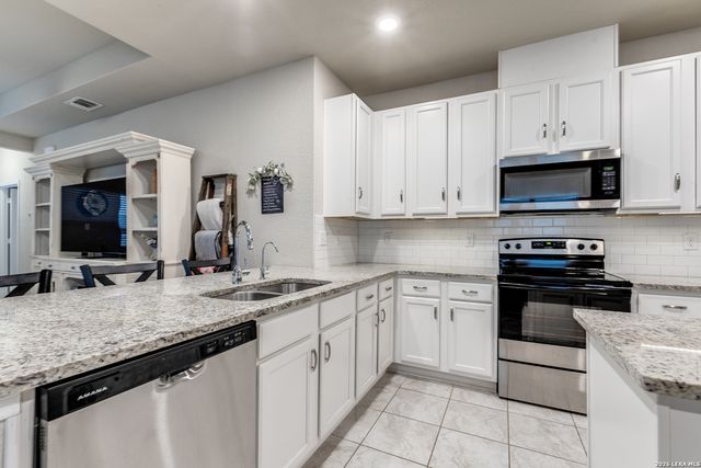 119 FOXHOUND PATH, San Antonio, TX 78253