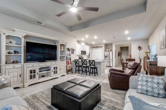 119 FOXHOUND PATH, San Antonio, TX 78253