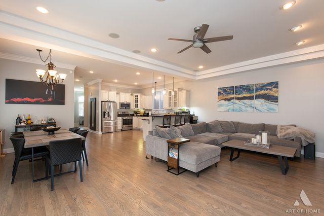 11241 S Central Park Avenue, Chicago, IL 60655