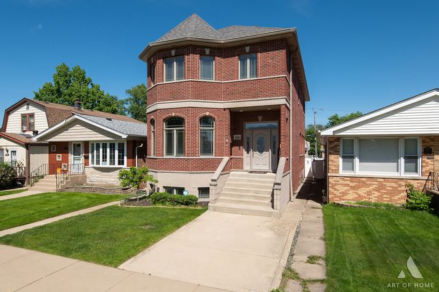 11241 S Central Park Avenue, Chicago, IL 60655