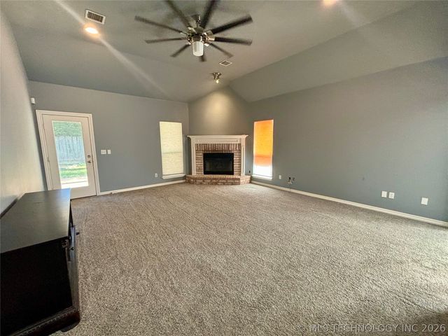 7505 E Ft Worth Place, Broken Arrow, OK 74014