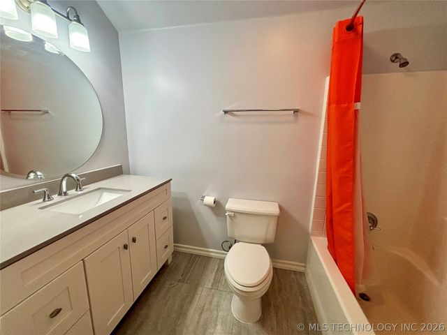 7505 E Ft Worth Place, Broken Arrow, OK 74014