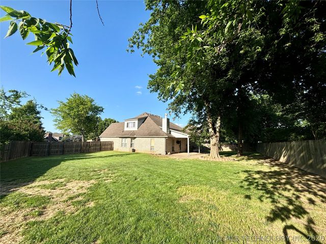 7505 E Ft Worth Place, Broken Arrow, OK 74014