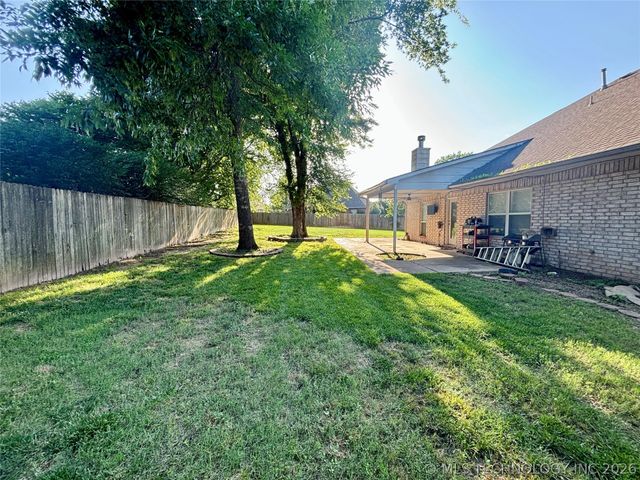 7505 E Ft Worth Place, Broken Arrow, OK 74014