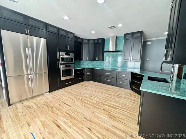 7505 E Ft Worth Place, Broken Arrow, OK 74014