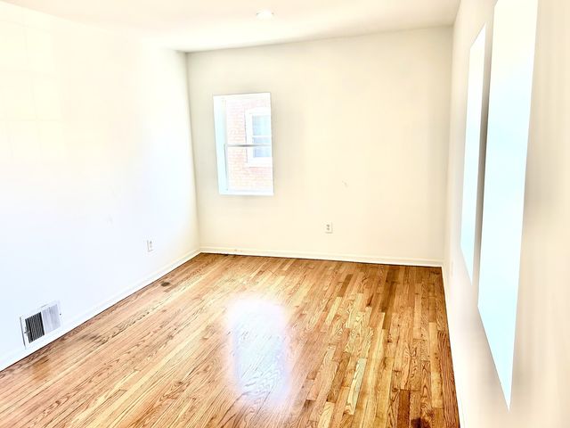 5436 S Millard Avenue, Chicago, IL 60632