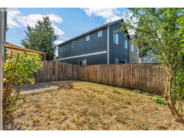 17934 Sw NIKS Dr, Beaverton, OR 97003
