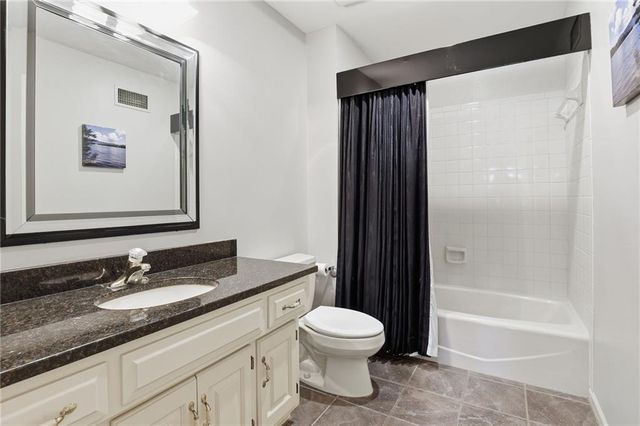 12313 Pembroke Lane, Leawood, KS 66209