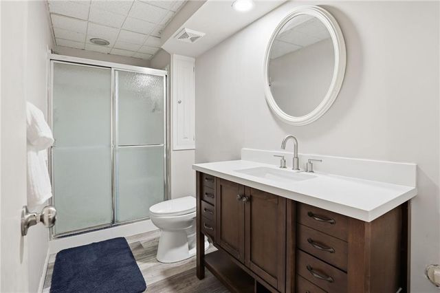 12313 Pembroke Lane, Leawood, KS 66209