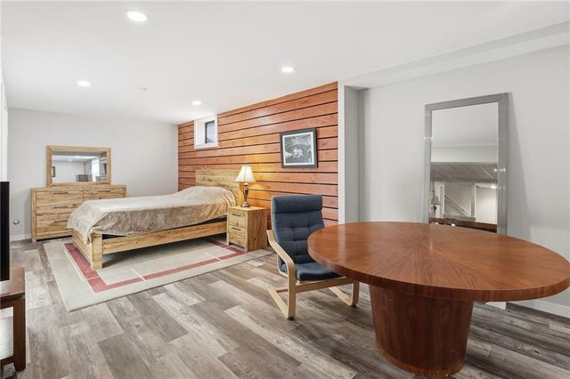 12313 Pembroke Lane, Leawood, KS 66209