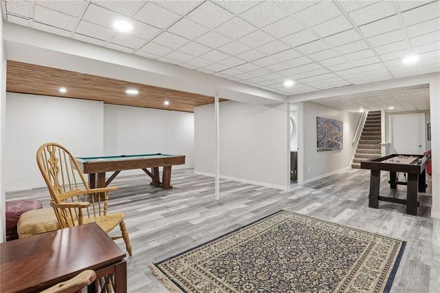 12313 Pembroke Lane, Leawood, KS 66209