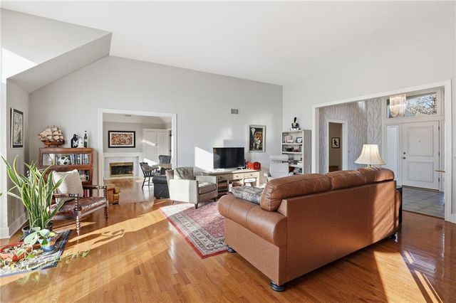 12313 Pembroke Lane, Leawood, KS 66209