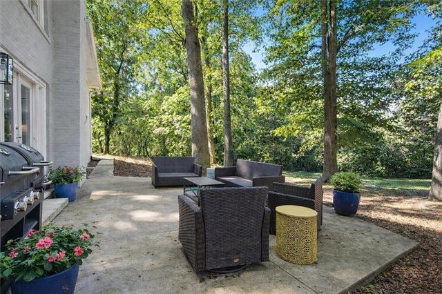 7 Thrushwood Road NE, Rome, GA 30161