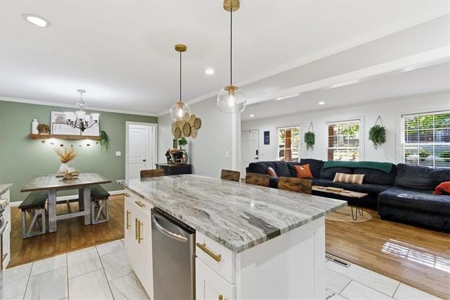 7 Thrushwood Road NE, Rome, GA 30161